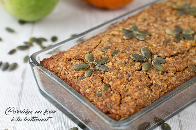 Porridge au four végétalien et sans gluten, au quinoa et à la butternut