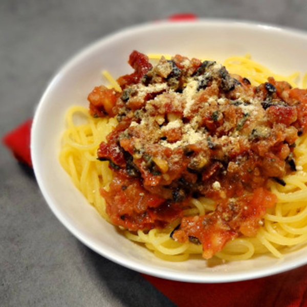 Spaghetti à la sauce puttanesca sans gluten, sans lactose