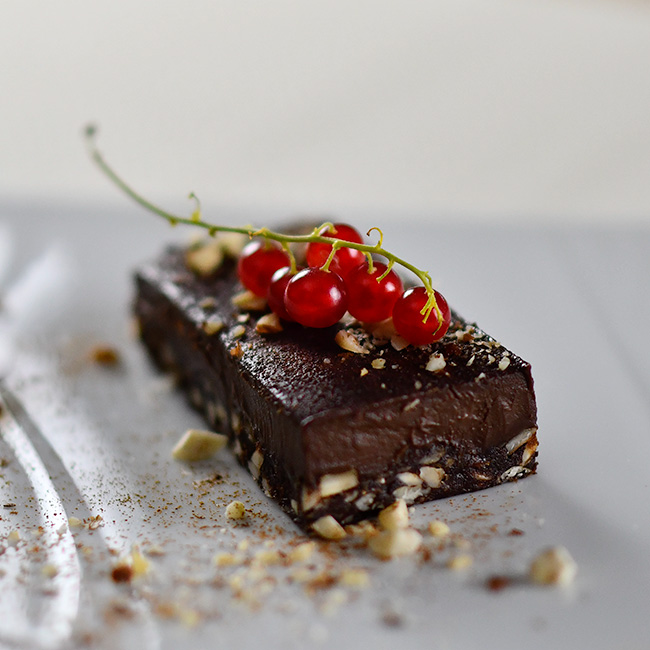 Gâteau choco-caroube sans cuisson