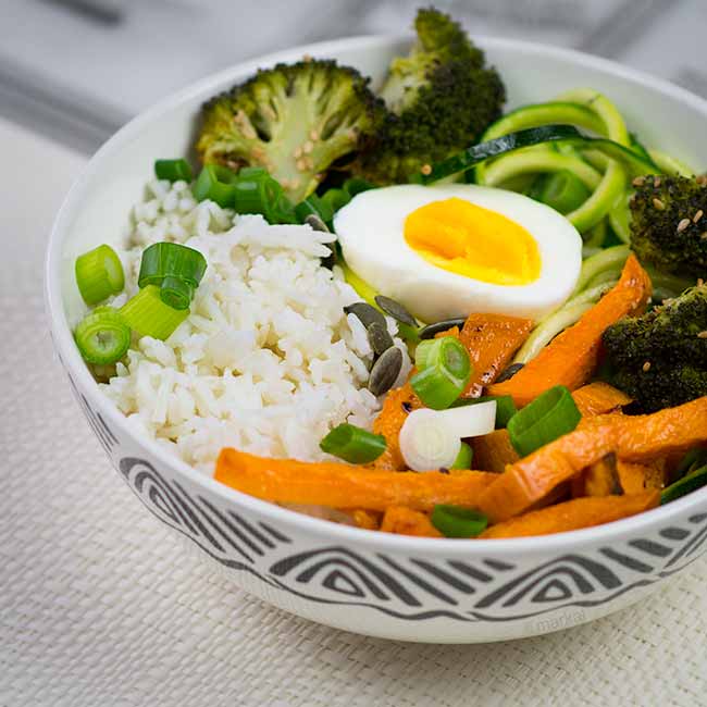 Buddha bowl riz patate douce brocolis