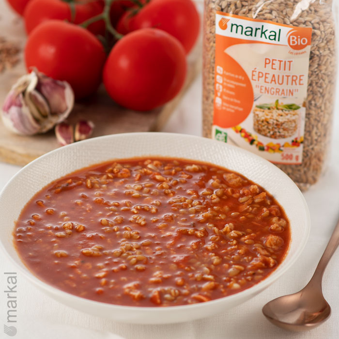 Soupe de petit épeautre à la tomate et protéines de soja
