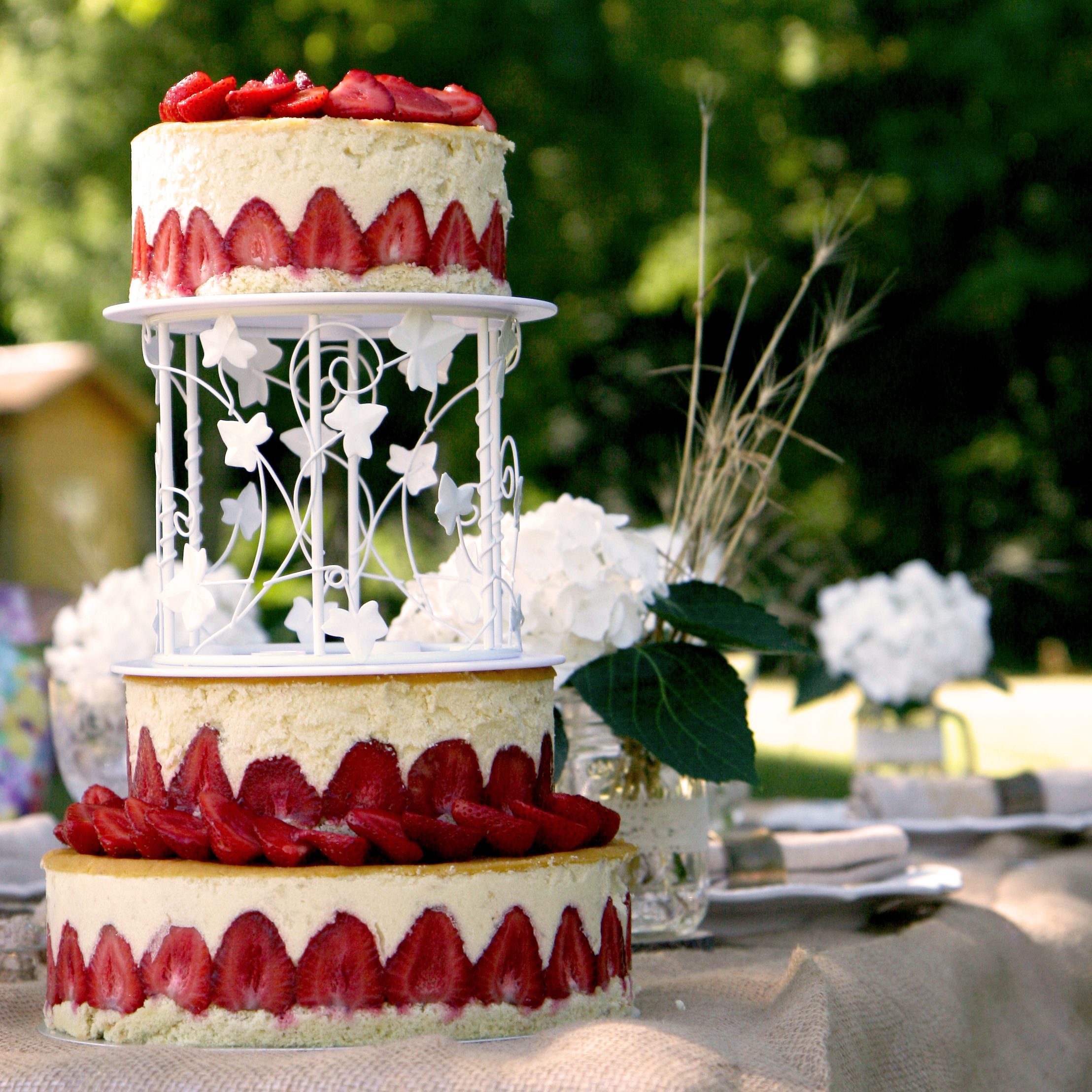 Wedding cake fraise et vanille