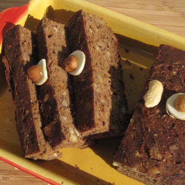 Cake salé aux panais et aux noisettes