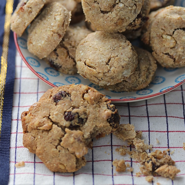 Cookies flocons de quinoa, raisins et noix