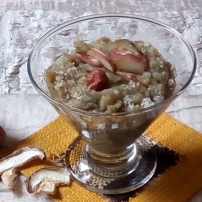 Purée de topinambours aux shiitakés et aux noisettes