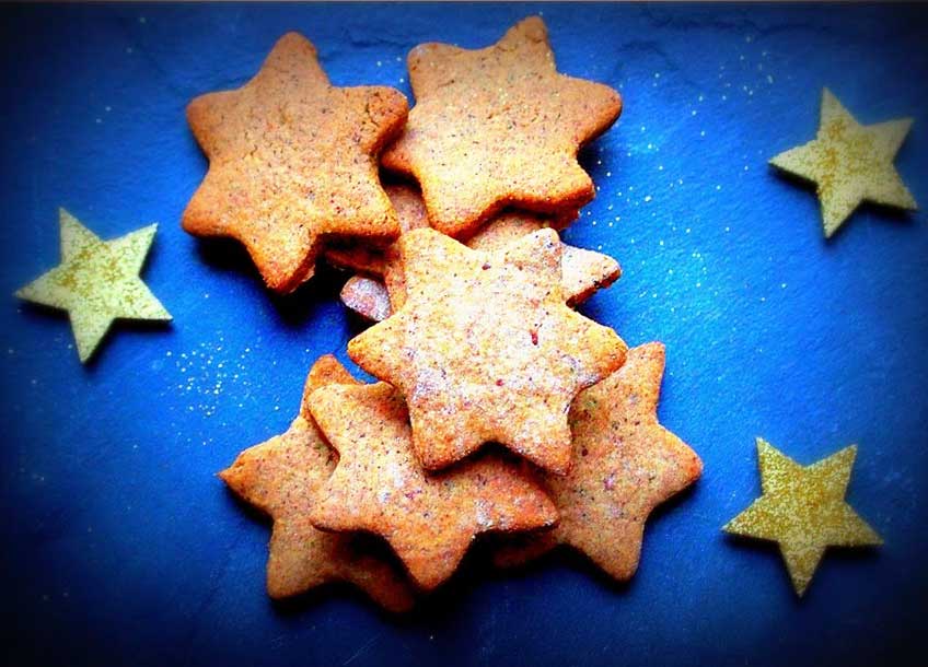 Biscuits de Noël au sarrasin et au gingembre