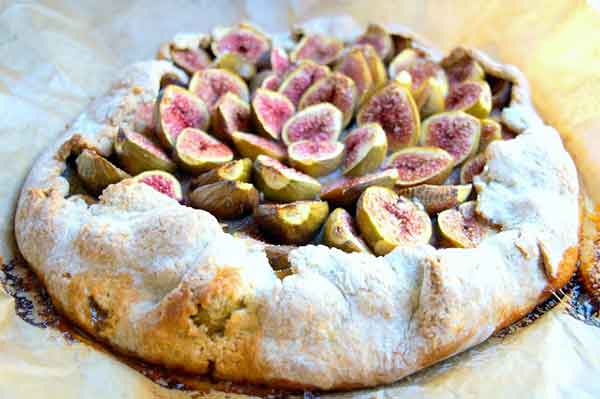 Tarte rustique aux figues