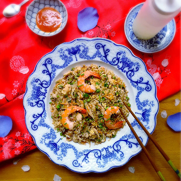 Riz cantonais, sauce aigre-douce à l'ail