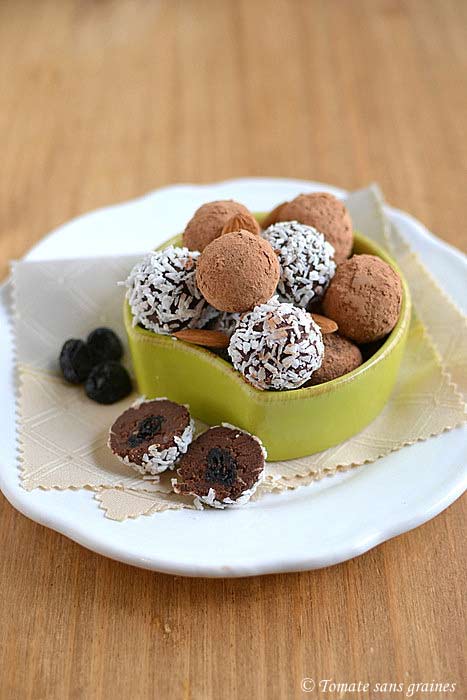 Truffes surprises aux amandes et cranberries