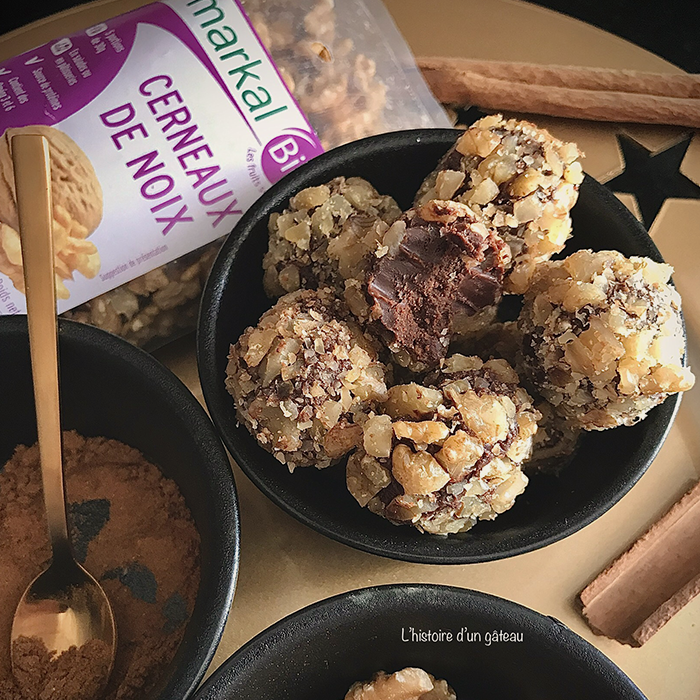 Truffes au chocolat noir et aux 4 épices enrobées de cerneaux de