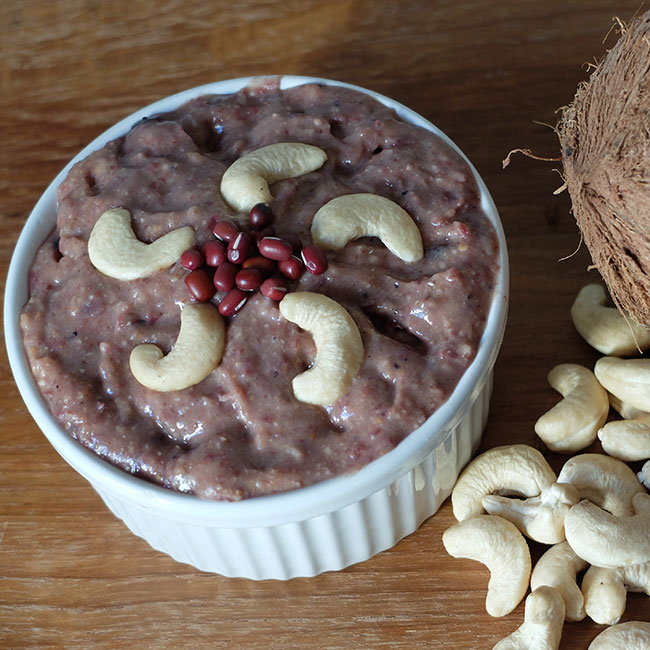 Pâte à tartiner sucrée aux haricots azukis et noix de cajou