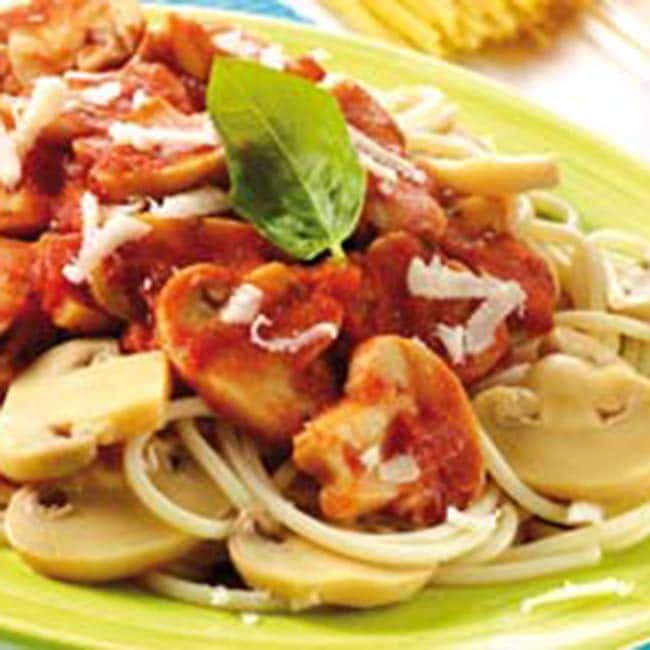 Spaghetti sauce tomate et champignons