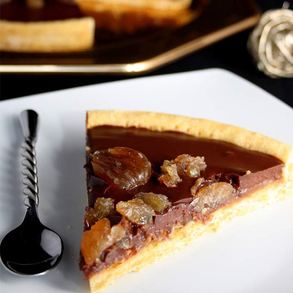 Tarte à la crème de marrons, chocolat et marrons glacés