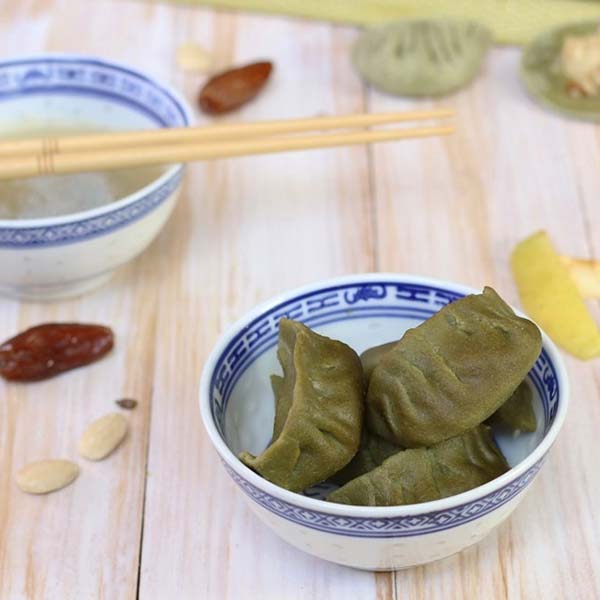 Raviolis chinois au thé matcha et pommes