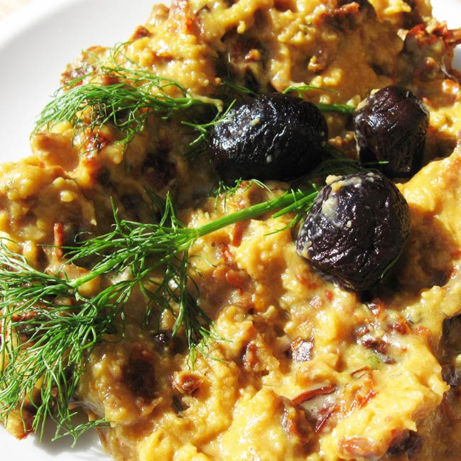 Brouillade d'oeufs aux tomates séchées