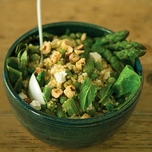 Salade de boulgour, petits pois, asperge, menthe et feta